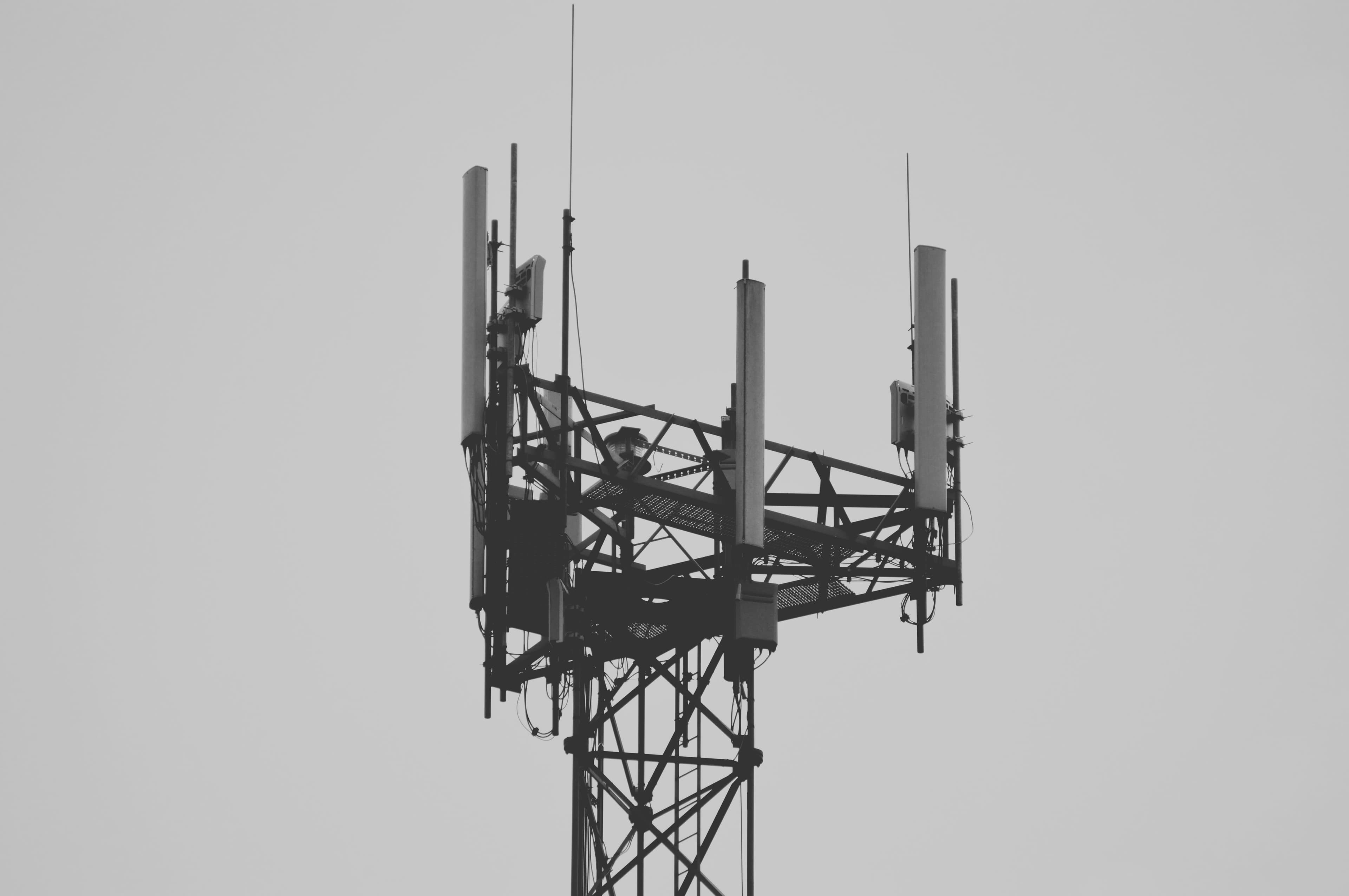 High-Tensile Tubular Guyed Masts & Monopoles